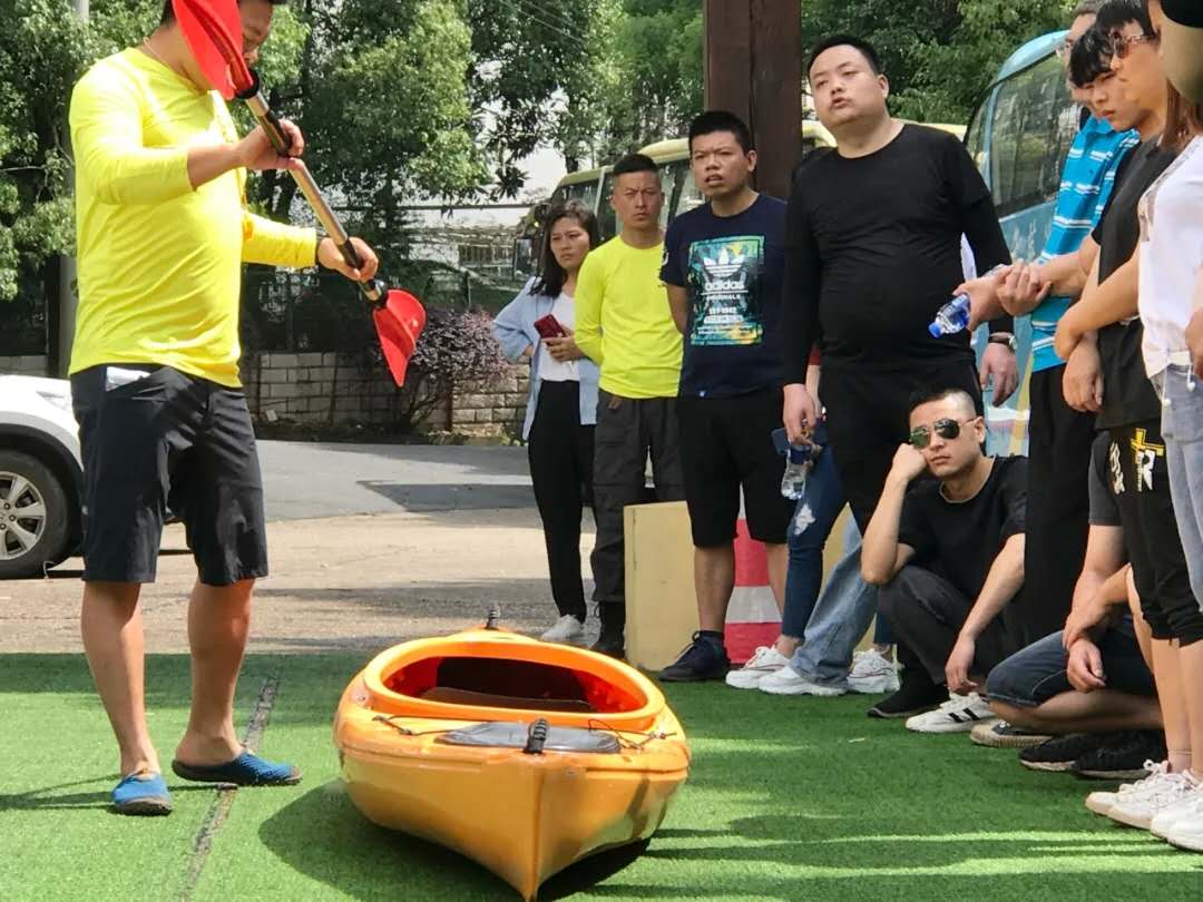 遠(yuǎn)程監(jiān)控,報警巡邏,清機(jī)加鈔,清分整點(diǎn),憑證寄庫,頭寸箱寄庫,商鋪安保,智能家居