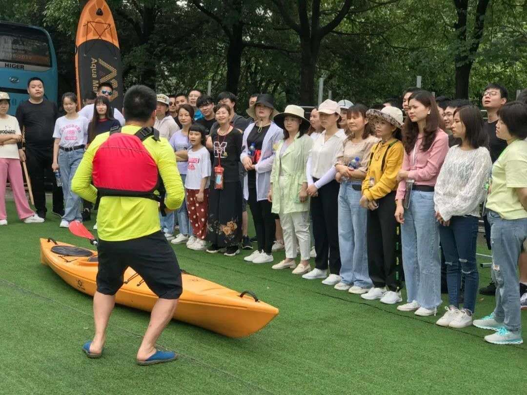 遠(yuǎn)程監(jiān)控,報警巡邏,清機(jī)加鈔,清分整點(diǎn),憑證寄庫,頭寸箱寄庫,商鋪安保,智能家居