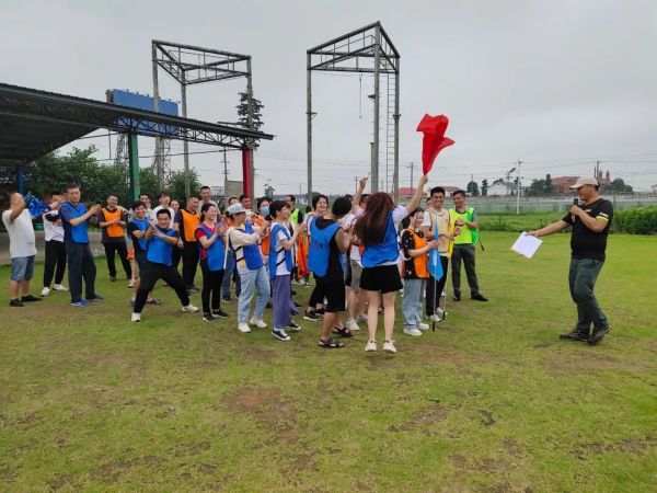 遠(yuǎn)程監(jiān)控,報(bào)警巡邏,清機(jī)加鈔,清分整點(diǎn),憑證寄庫(kù),頭寸箱寄庫(kù),商鋪安保,智能家居